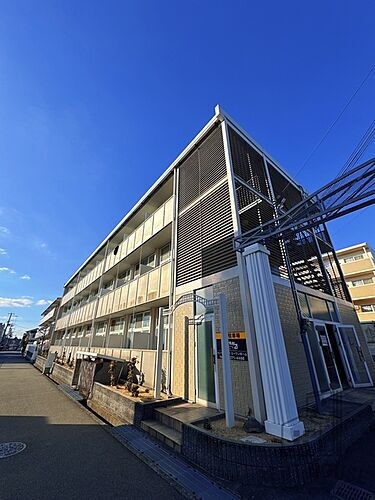 大阪府堺市西区鳳中町１０丁 4階建