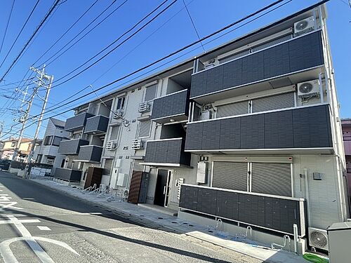 神奈川県大和市深見台４丁目 3階建 築1年3ヶ月
