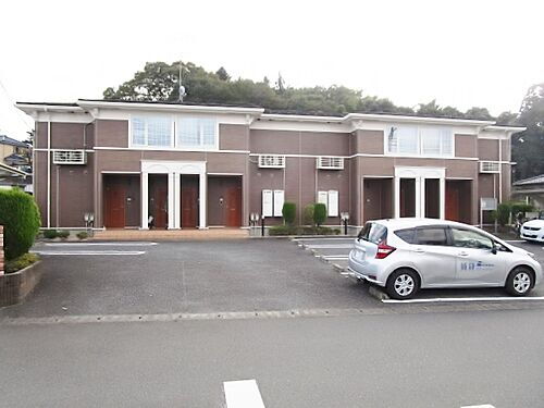 ア・モウトＩ 2階建
