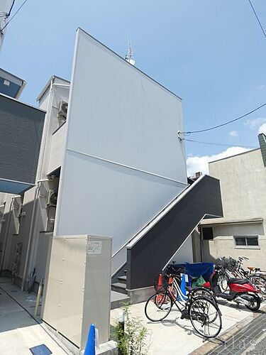 兵庫県尼崎市長洲東通３丁目 賃貸アパート