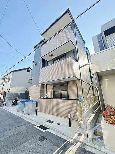 兵庫県西宮市小松南町１丁目 3階建 築4年9ヶ月