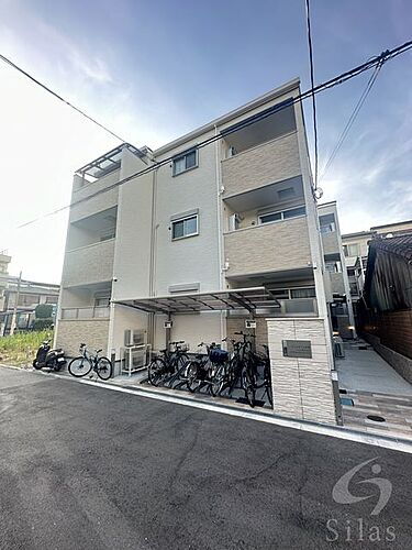 大阪府大阪市旭区中宮２丁目 3階建