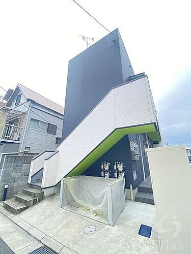 兵庫県尼崎市東難波町４丁目 2階建