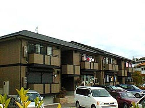兵庫県川西市新田２丁目 2階建