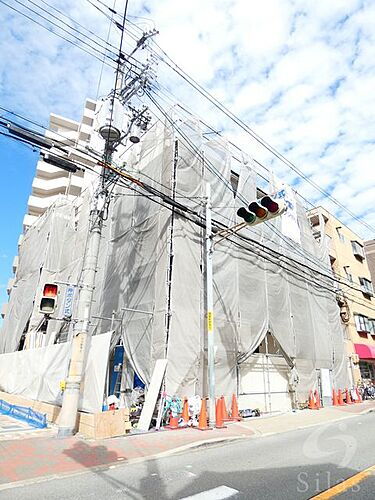 大阪府大阪市東淀川区東淡路３丁目 3階建