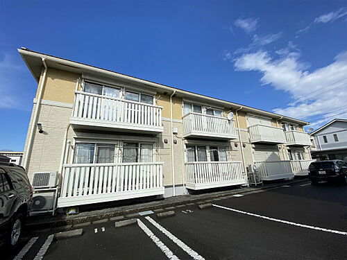 静岡県富士市鮫島 2階建