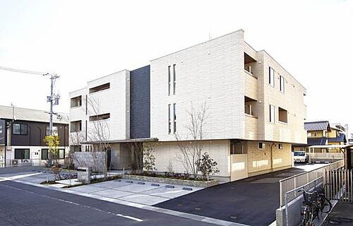 ＧｒｅｅｎＧａｒｄｅｎ東古松 3階建