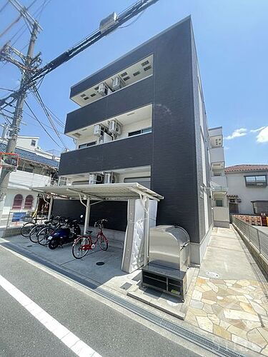 大阪府堺市北区百舌鳥梅北町４丁 3階建