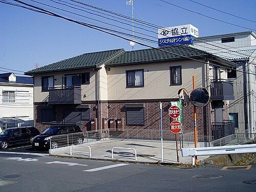 神奈川県伊勢原市高森 2階建 築15年10ヶ月