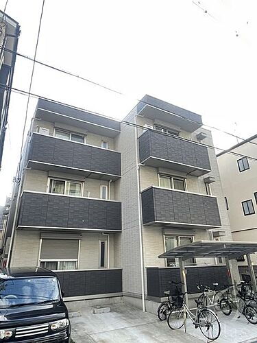 兵庫県西宮市花園町 3階建