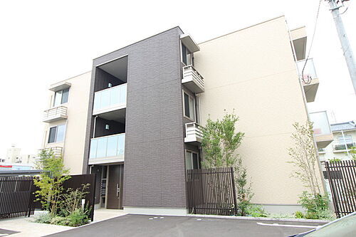 新潟県新潟市中央区紫竹山１丁目 3階建 築4年1ヶ月