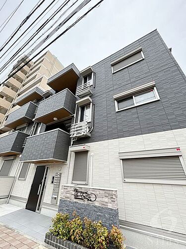 兵庫県神戸市灘区六甲町５丁目 築4年10ヶ月 3階建