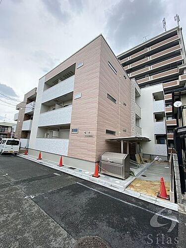 大阪府東大阪市今米１丁目 3階建
