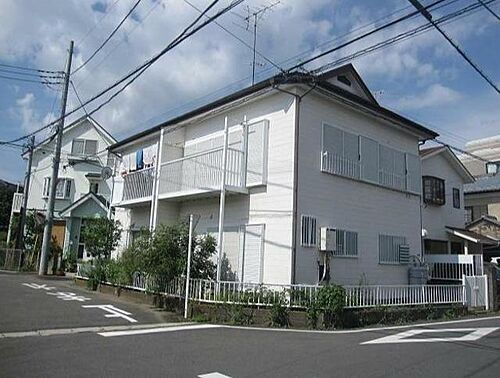 神奈川県伊勢原市桜台１丁目 2階建