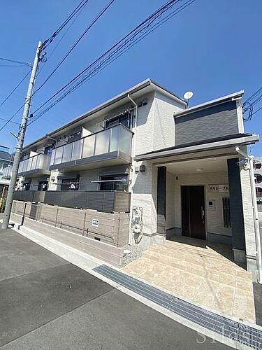 大阪府和泉市肥子町１丁目 2階建