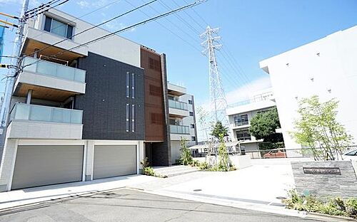 ヴィアソーレイツキ 4階建