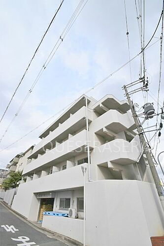 大阪府吹田市江坂町５丁目 4階建 築40年1ヶ月