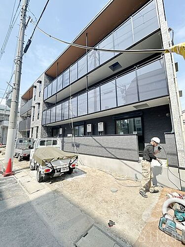 兵庫県神戸市東灘区深江本町３丁目 3階建