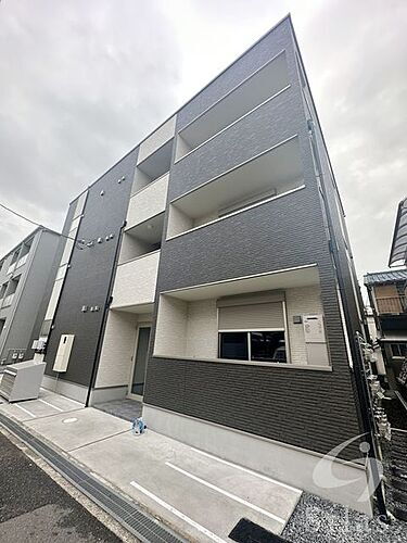 大阪府寝屋川市錦町 3階建 築2年3ヶ月