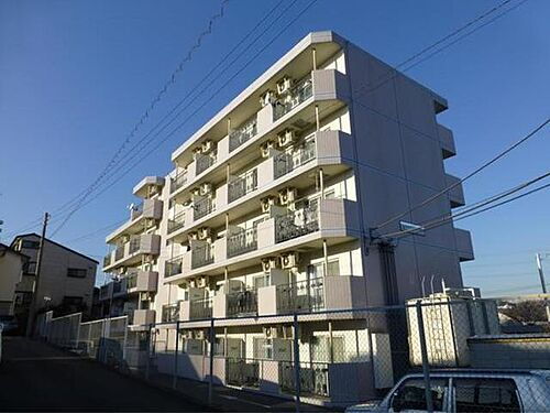 神奈川県伊勢原市粟窪 5階建 築29年6ヶ月