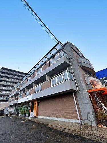 大阪府泉大津市旭町 築27年9ヶ月 3階建