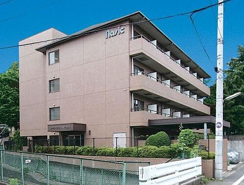 東京都多摩市諏訪１丁目 4階建