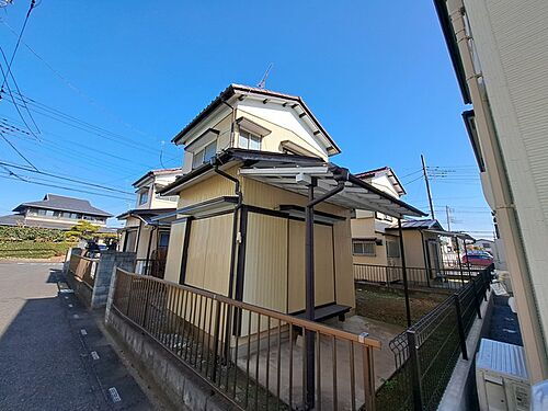 相模町１丁目２階建貸家