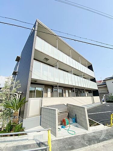 大阪府堺市堺区昭和通１丁 3階建