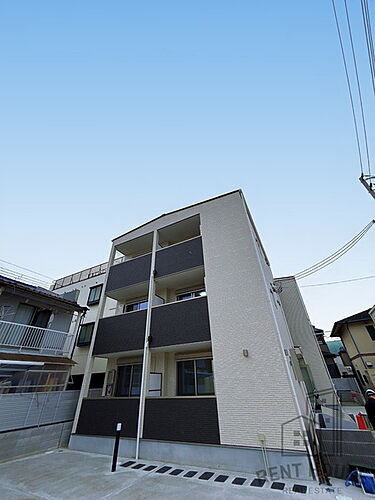 大阪府岸和田市上野町東 築1年未満 3階建