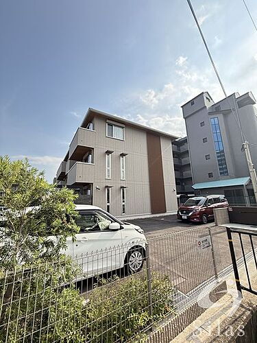 大阪府茨木市沢良宜西１丁目 築2年 3階建