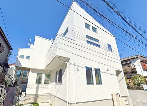 百合丘３丁目戸建て 2階建
