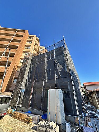 大阪府高石市東羽衣３丁目 3階建 