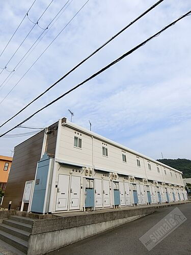 和歌山県和歌山市内原 2階建