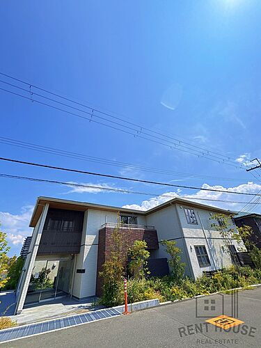 大阪府泉佐野市中庄 築3年4ヶ月 2階建