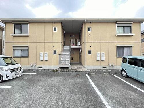 緒方アパハウス　Ｃ棟 2階建