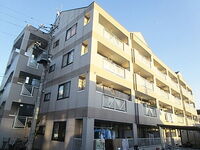 神奈川県厚木市三田2丁目 4階建 築32年4ヶ月