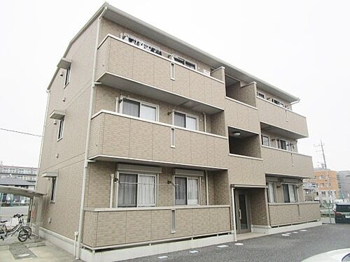 神奈川県厚木市妻田西２丁目 3階建 築15年3ヶ月