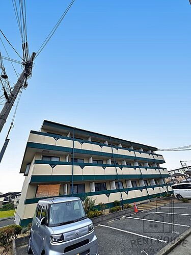 大阪府和泉市阪本町 3階建 築27年9ヶ月