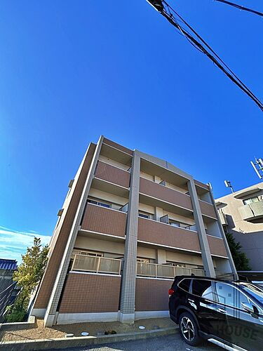 大阪府和泉市伯太町４丁目 3階建 築21年10ヶ月