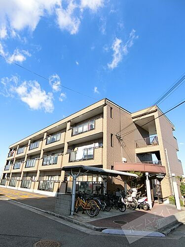 大阪府和泉市尾井町１丁目 3階建 築27年3ヶ月