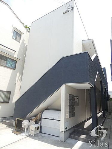 大阪府大阪市生野区生野東１丁目 2階建