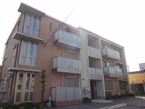 シャーメゾン　シャルム 3階建