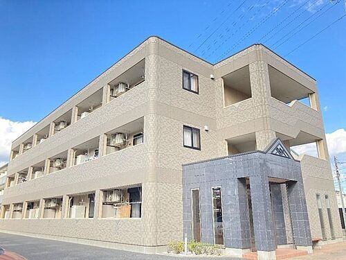 東京都八王子市大和田町１丁目 3階建