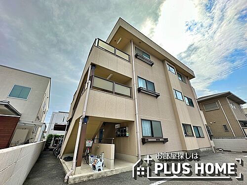 和歌山県和歌山市松ケ丘１丁目 3階建 築30年10ヶ月