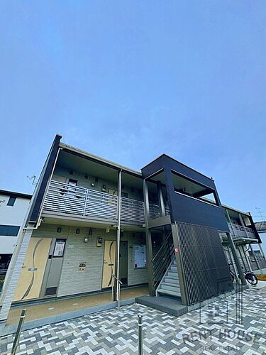 大阪府泉南市信達市場 2階建