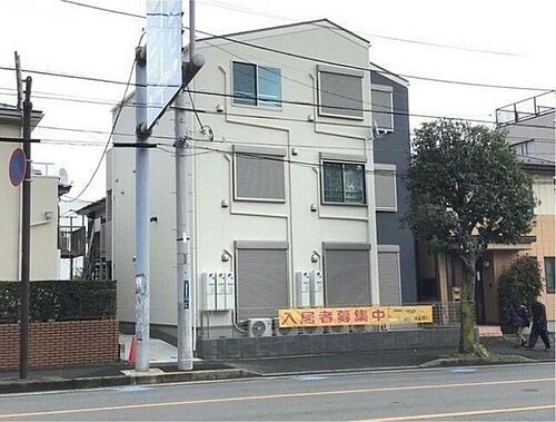 神奈川県横浜市泉区和泉中央北５丁目 3階建 築1年8ヶ月
