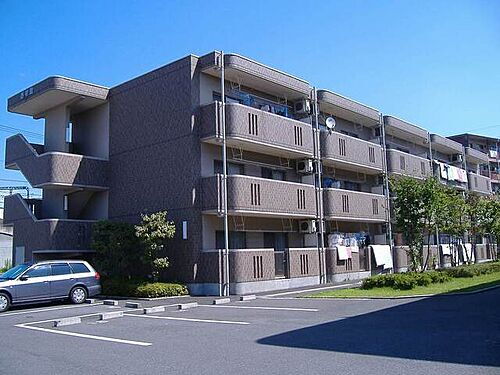 エトワール弐番街壱号館 3階建