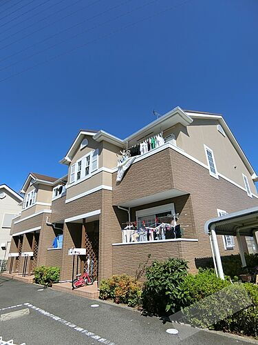大阪府和泉市小田町１丁目 2階建