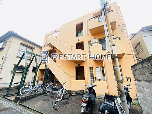 兵庫県神戸市兵庫区上三条町 3階建