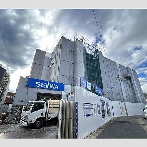 兵庫県神戸市東灘区北青木２丁目 5階建 